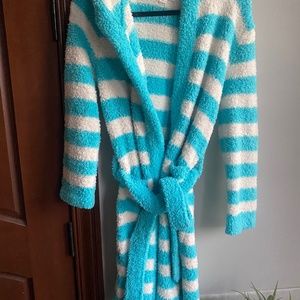 Barefoot dreams robe